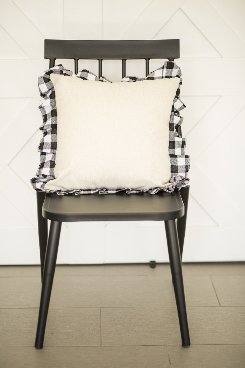 Buffalo Check Ruffle Trim Pillow Cover: WHITE/BLACK