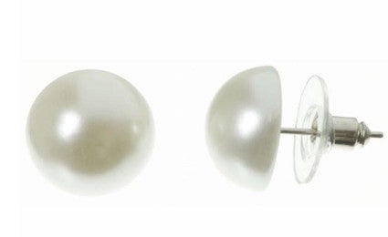 Flat Back Pearl Earrings