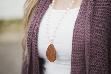 Wooden Tear Drop & Pearls Necklace
